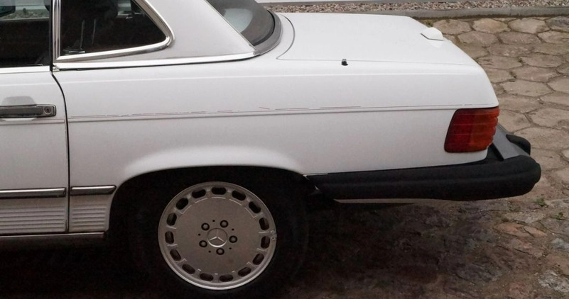 Mercedes-Benz SL cena 42900 przebieg: 149928, rok produkcji 1988 z Janikowo małe 781